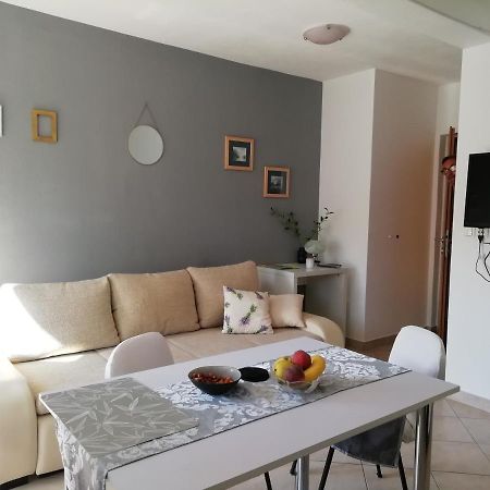 Apartments 4 Me โตรกีร์ ภายนอก รูปภาพ