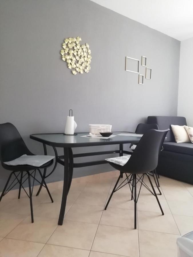 Apartments 4 Me โตรกีร์ ภายนอก รูปภาพ