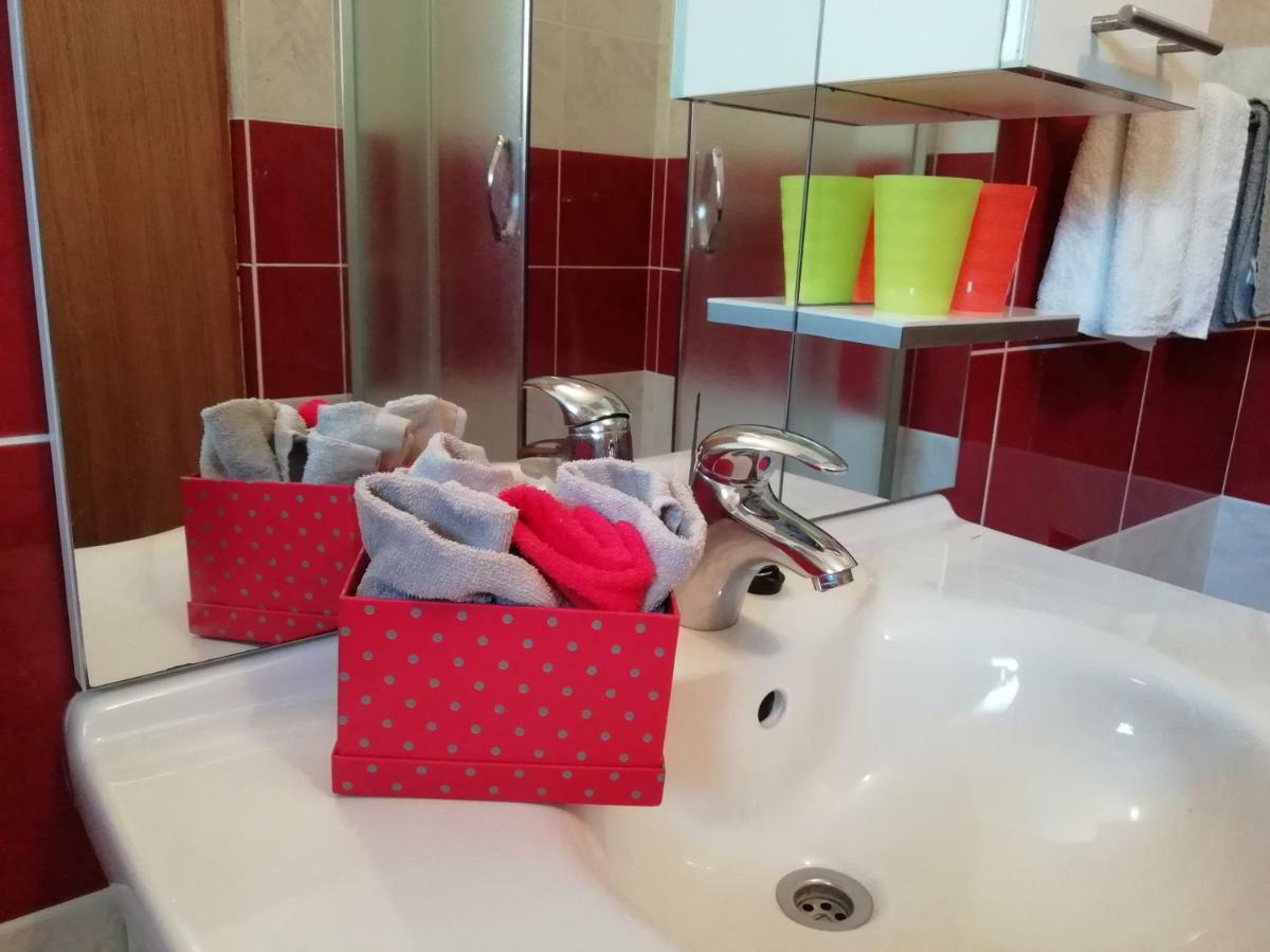 Apartments 4 Me โตรกีร์ ภายนอก รูปภาพ